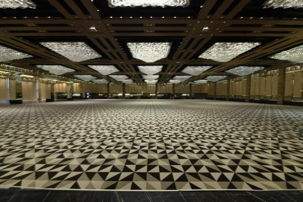 Wyndham Ahmedabad Shela Hotel Eksteriør billede