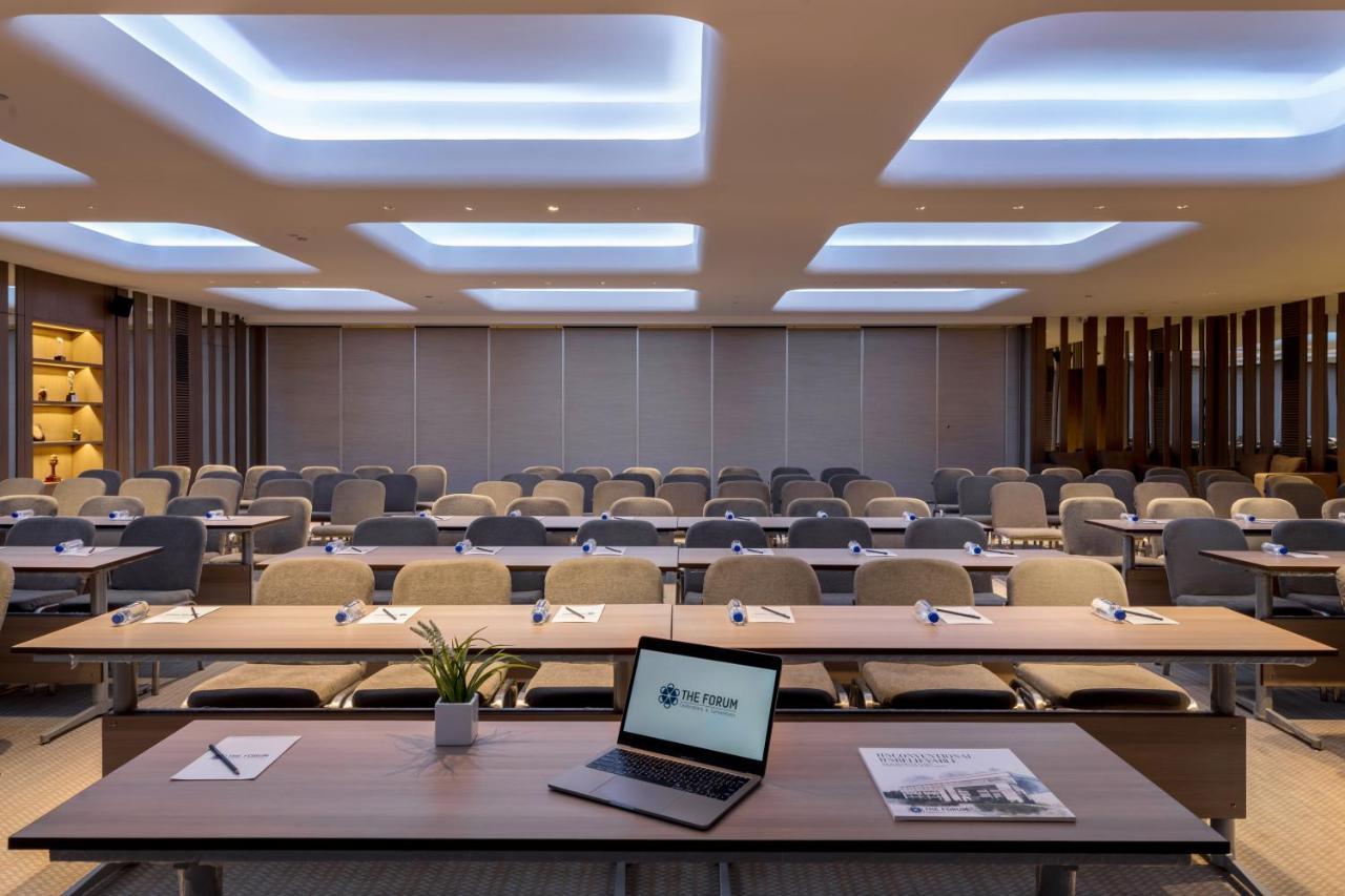 Wyndham Ahmedabad Shela Hotel Eksteriør billede
