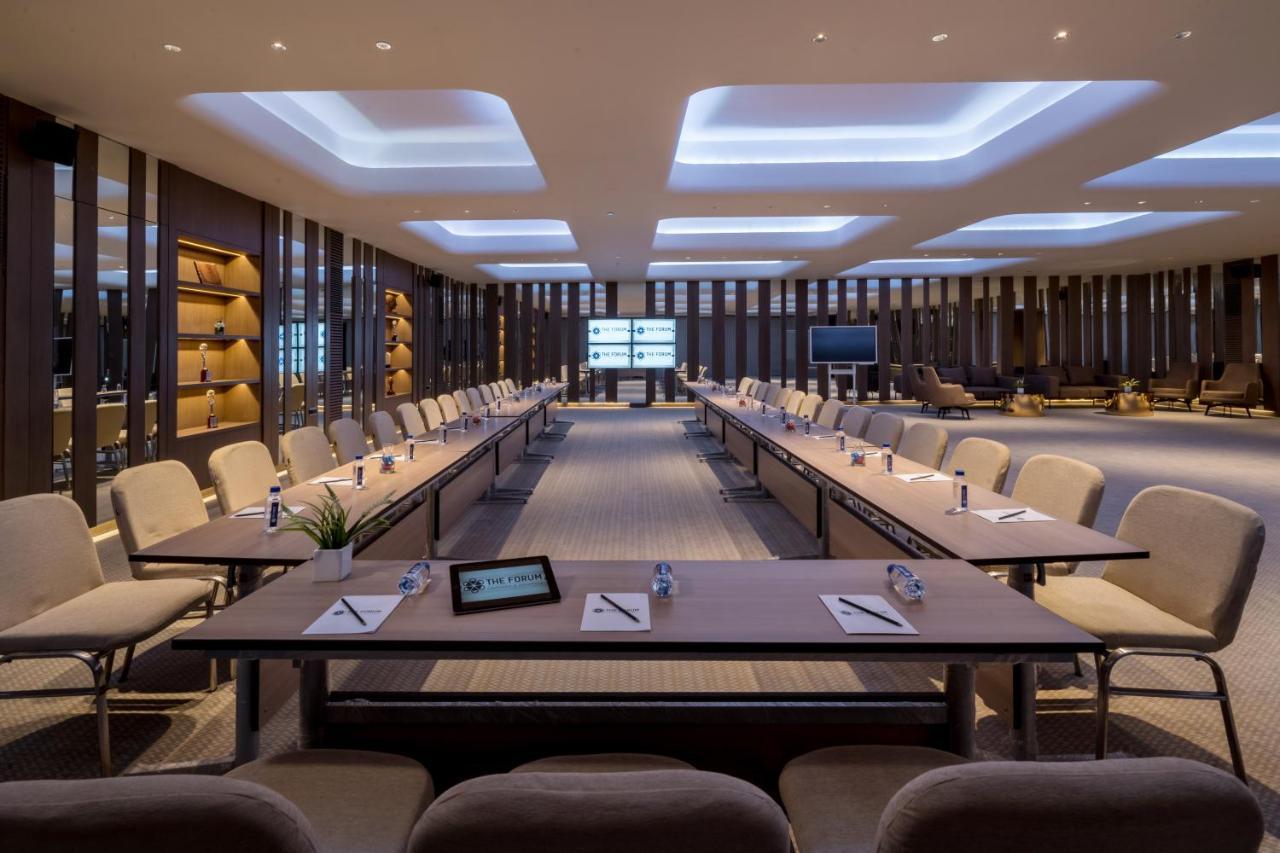 Wyndham Ahmedabad Shela Hotel Eksteriør billede