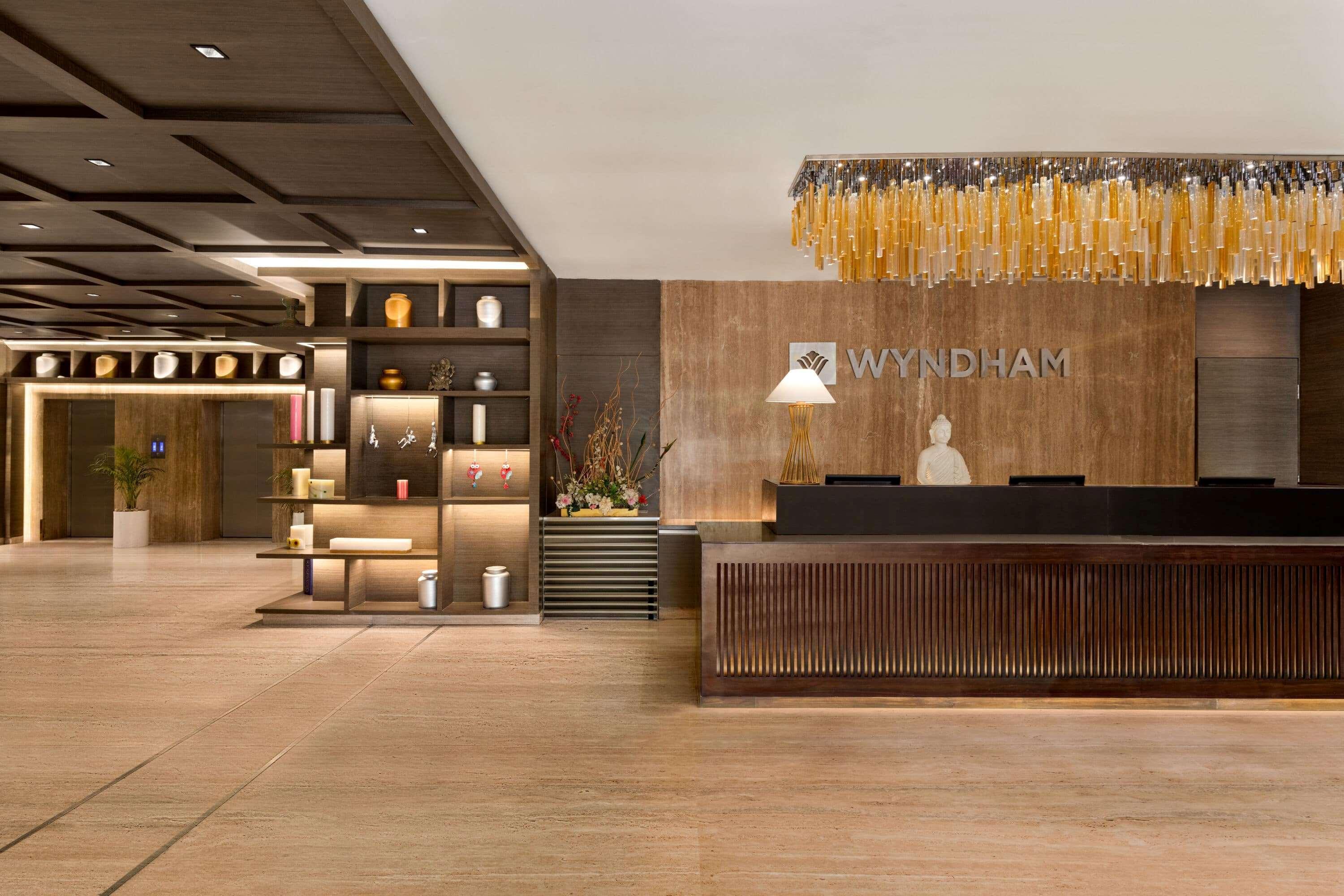 Wyndham Ahmedabad Shela Hotel Eksteriør billede