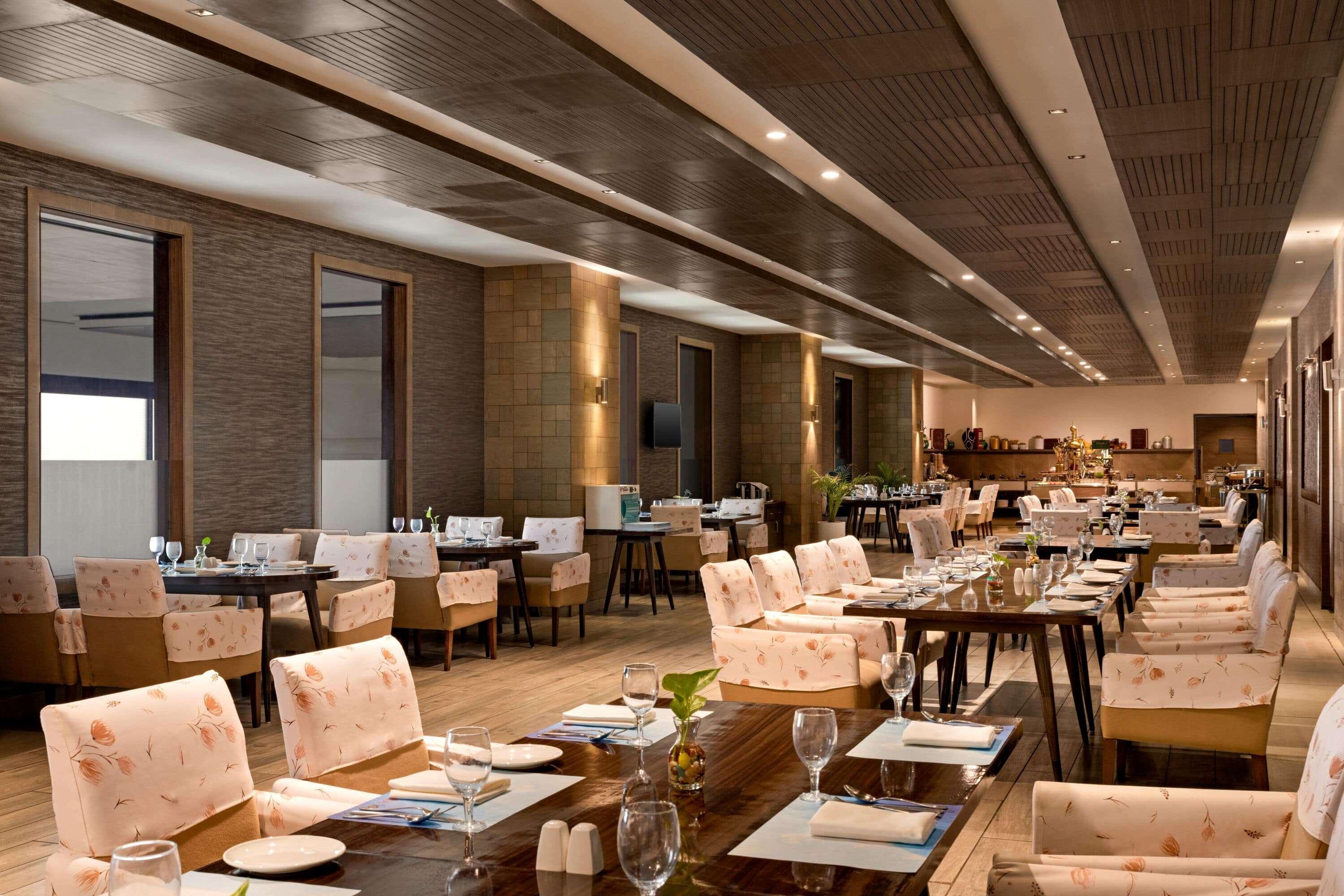 Wyndham Ahmedabad Shela Hotel Eksteriør billede
